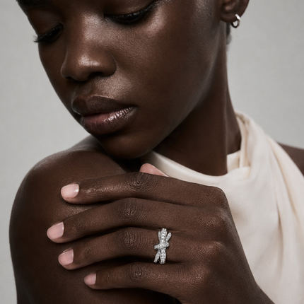 Model wearing the Silver Ribbon Knot Ring